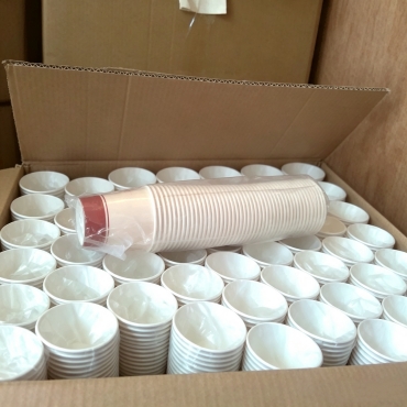 takeaway coffee cup